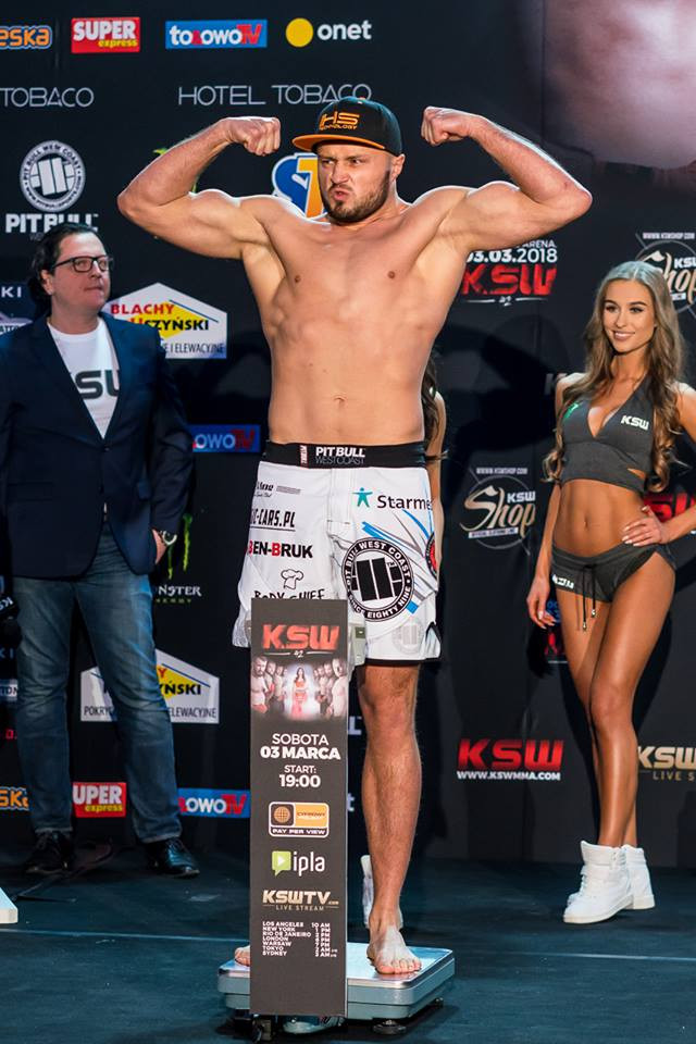 Ważenie przed KSW 42