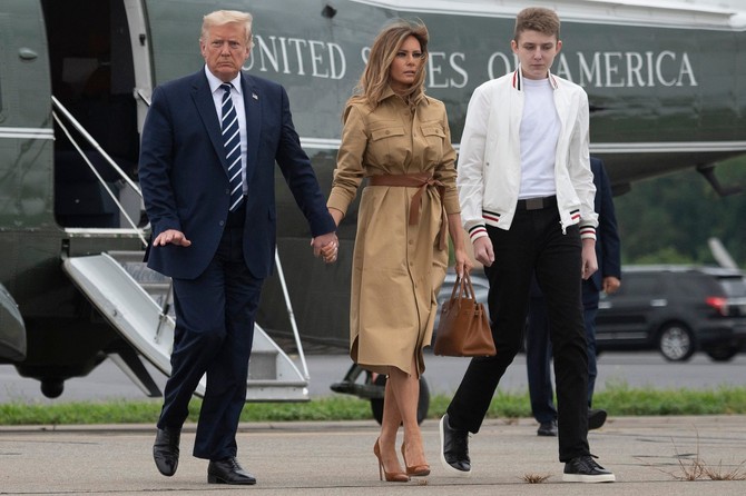 Melanija Tramp sa suprugom i sinom