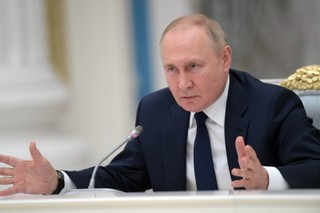 Putin uprościł procedurę wydawania wszystkim Ukraińcom paszportów rosyjskich