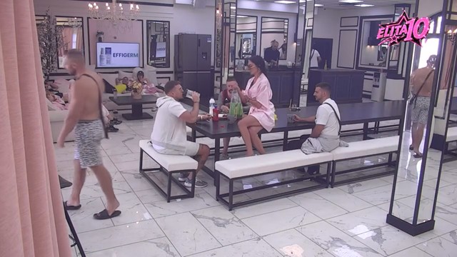 Slađa Poršelina posvađala se sa Stefanom Karićem