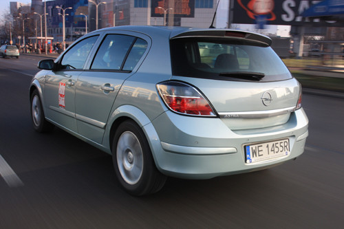 Opel Astra 1.9 CDTI Enjoy Plus - Sprawdzony kompakt