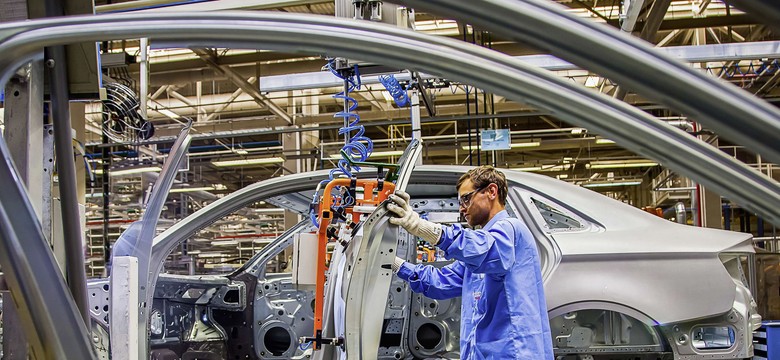 Audi już produkuje pierwsze w historii auto z silnikiem na dwa paliwa jednocześnie