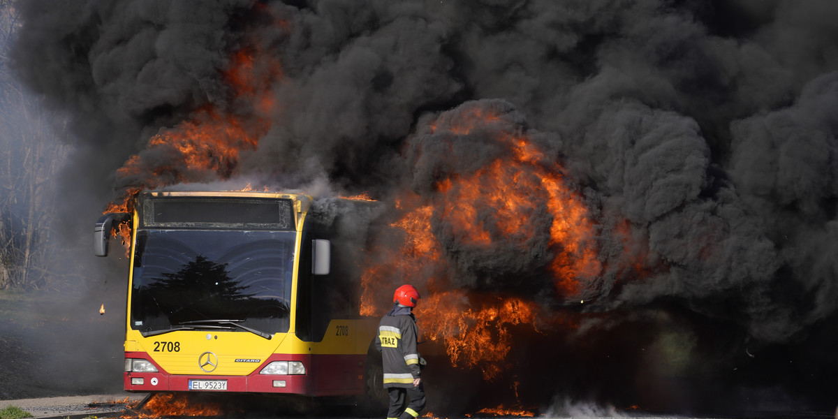 Pożar autobusu MPK w Łodzi