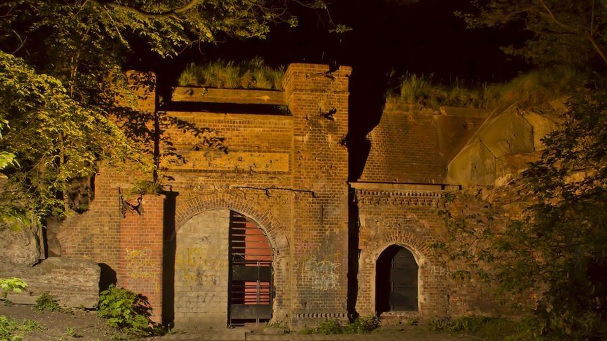 Miłośnicy fortów, bunkrów, schronów i muzeów nawiązujących do tematyki fortecznej będą mieli w Poznaniu swoje święto. W weekend 24-25 sierpnia Poznańska Lokalna Organizacja Turystyczna wspólnie z partnerami organizuje po raz pierwszy Dni Twierdzy Poznań. Impreza w tym roku będzie miała charakter pilotażowy, jeśli formuła się sprawdzi, będzie powtarzana co roku.