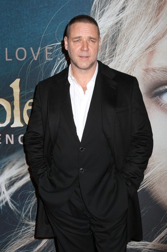 7. Russell Crowe ($25.60 na $1)
