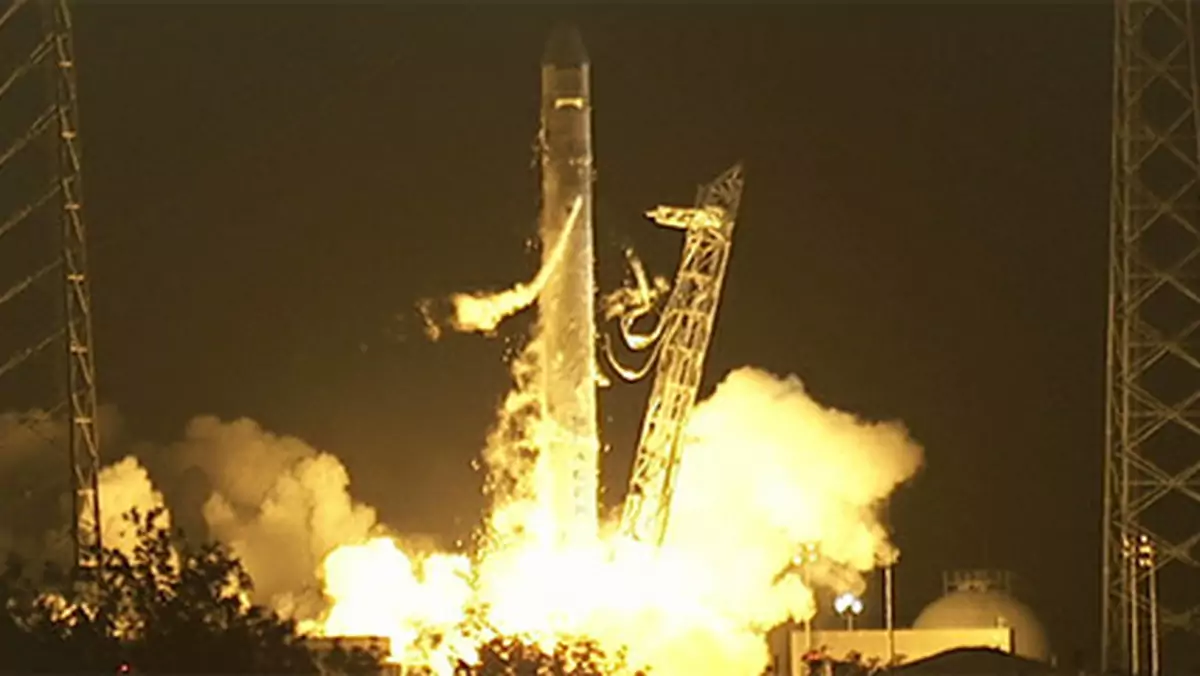 SpaceX Falcon 9 już na orbicie. To początek ery prywatnych lotów kosmicznych!