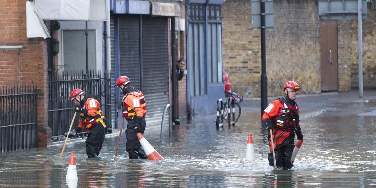 Powódź w północnym Londynie