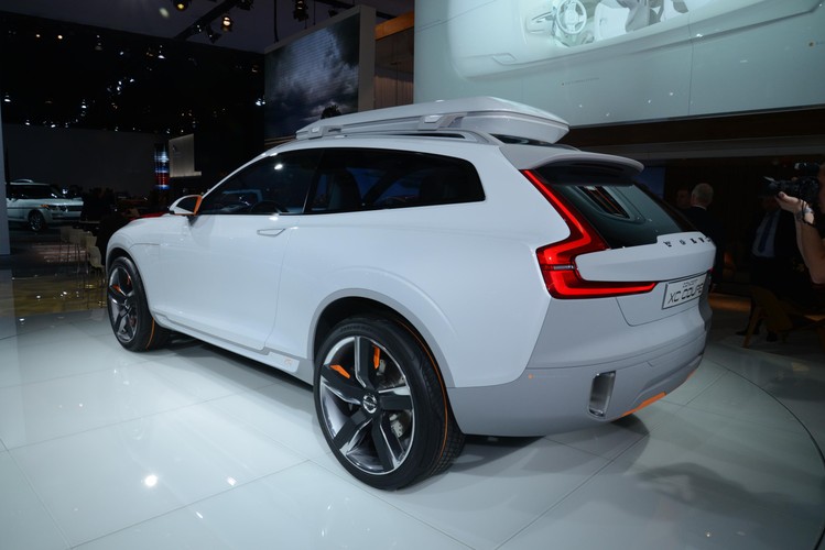 Volvo Concept XC Coupe