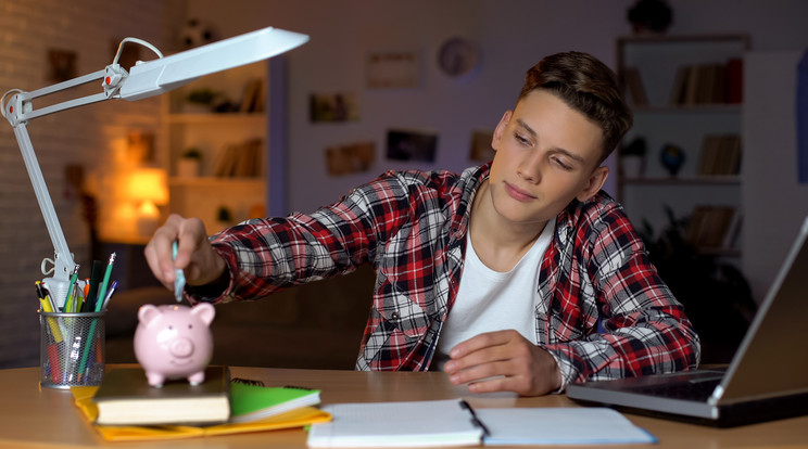 Pénzügyi tudatossággal a diákok most még többet nyerhetnek / Fotó: Shutterstock