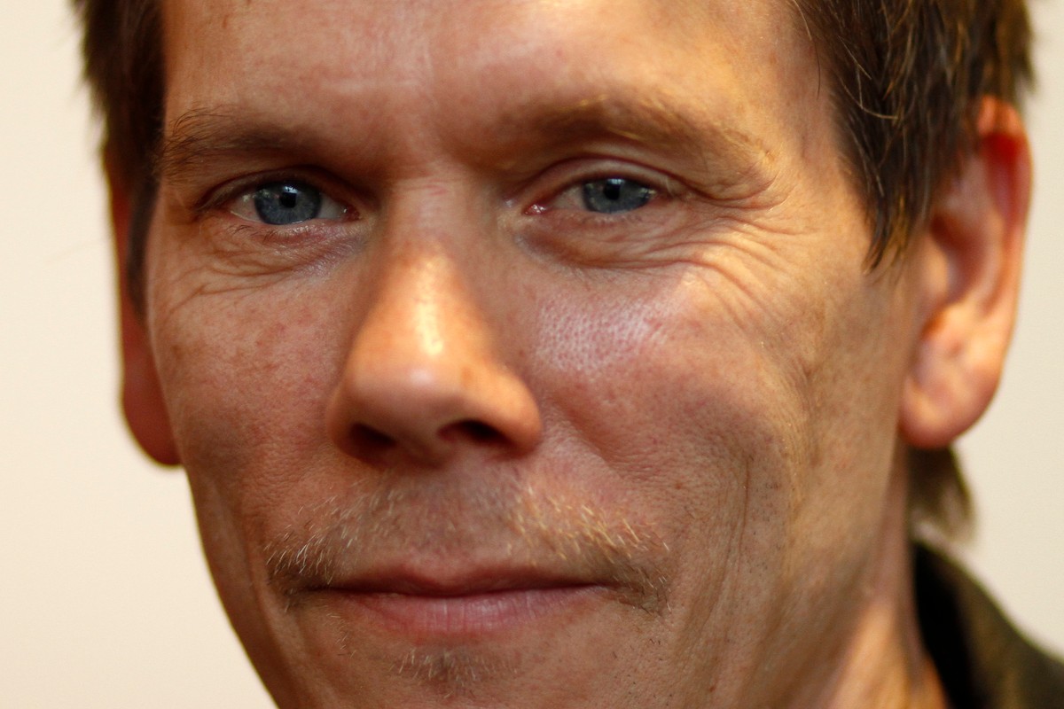 Kevin Bacon na wesoło dla HBO