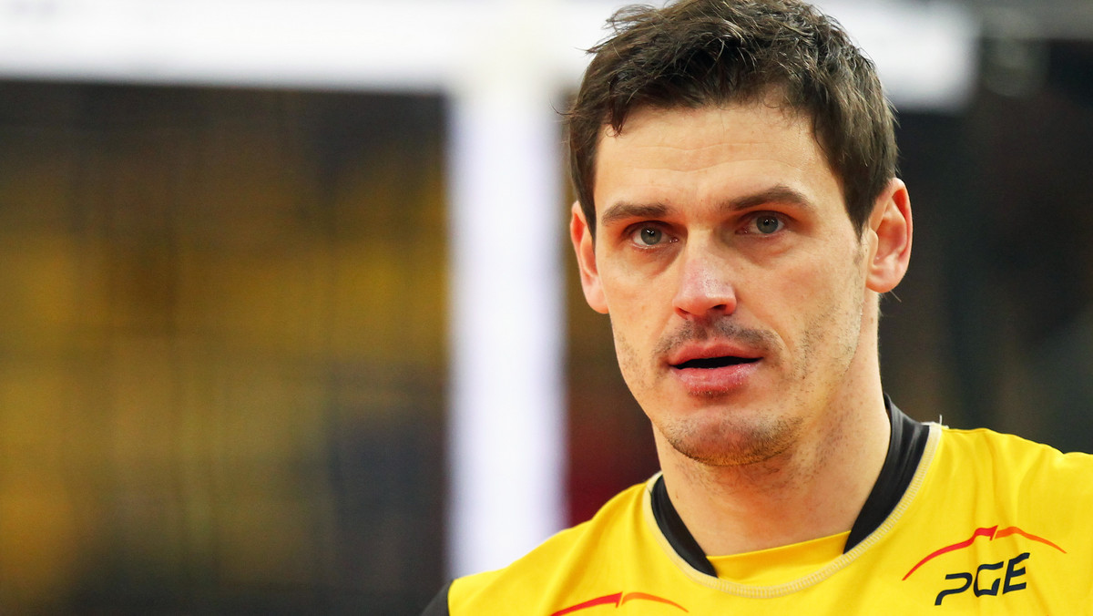 Po siedmiu latach spędzonych w żółto-czarnych barwach, Daniel Pliński zakończył przygodę z PGE Skrą Bełchatów. Od nowego sezonu środkowy zagra w Cerrad Czarnych Radom. Popularny "Plina" ma przed sobą kolejne wyzwanie w bogatej karierze.