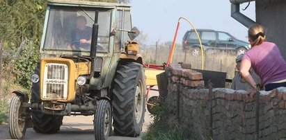 Sąsiad zamurował wieś!