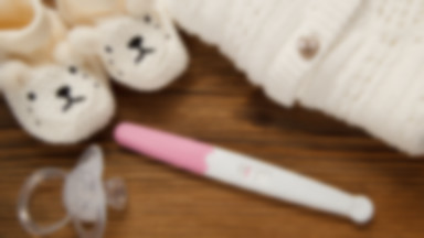Zniżka w Ikei dla kobiet w ciąży. Warunkiem nasikanie na reklamę