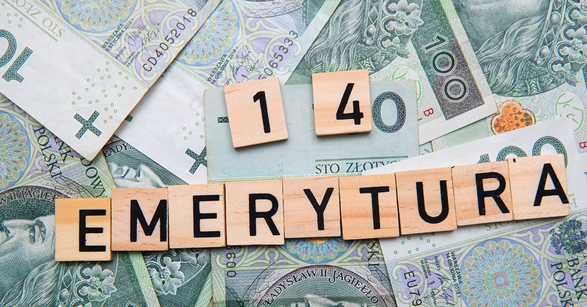 14-я пенсия в 2025 году — это дополнительная выплата от ZUS не только для пенсионеров. Также оно доступно лицам в возрасте до 16 лет, а в случае продолжения образования — до 25 лет.