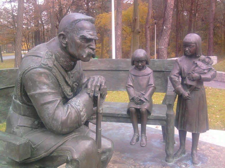 Pomnnik Piłsudskiego w Sulejówku, fot. Jacek Gądek