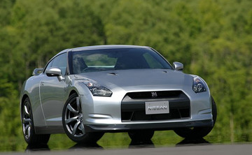 NISSAN GT-R Prestige 4WD Aut. 3.8 570KM 419KW