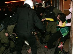 Medyka leczy rany po bitwie