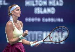 Kvitova przeciwniczką Rybakiny w finale turnieju WTA w Miami [WIDEO]