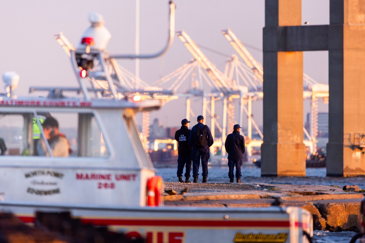 Katastrofa w Baltimore. Śledczy weszli na pokład statku