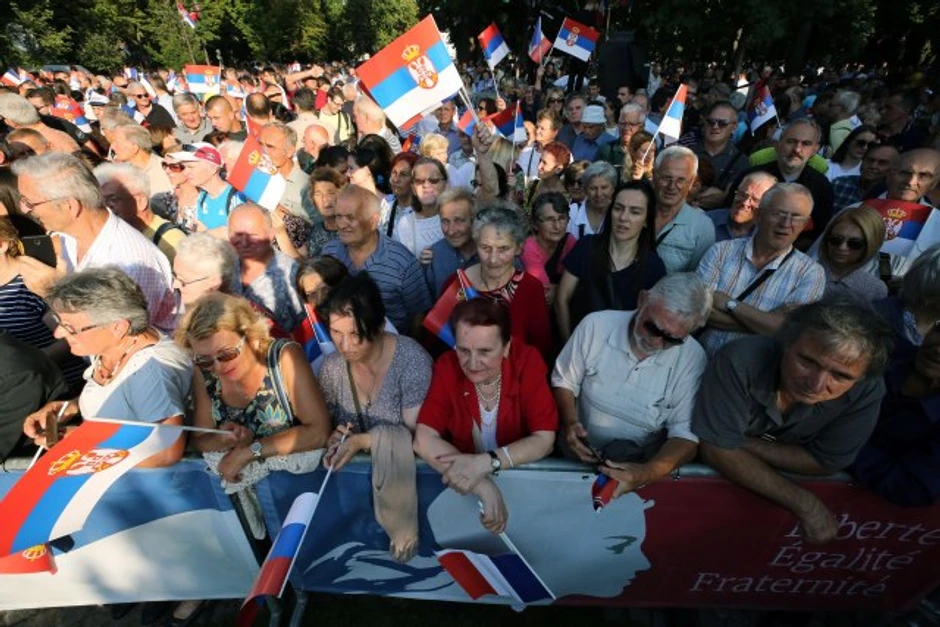 Građani čekaju Makrona i Vučića na Kalemegdanu