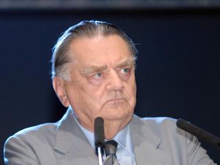 B. premier Jan Olszewski