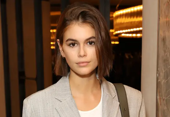 Najmodniejsze marynarki tej jesieni. Kaia Gerber wygląda w nich obłędnie