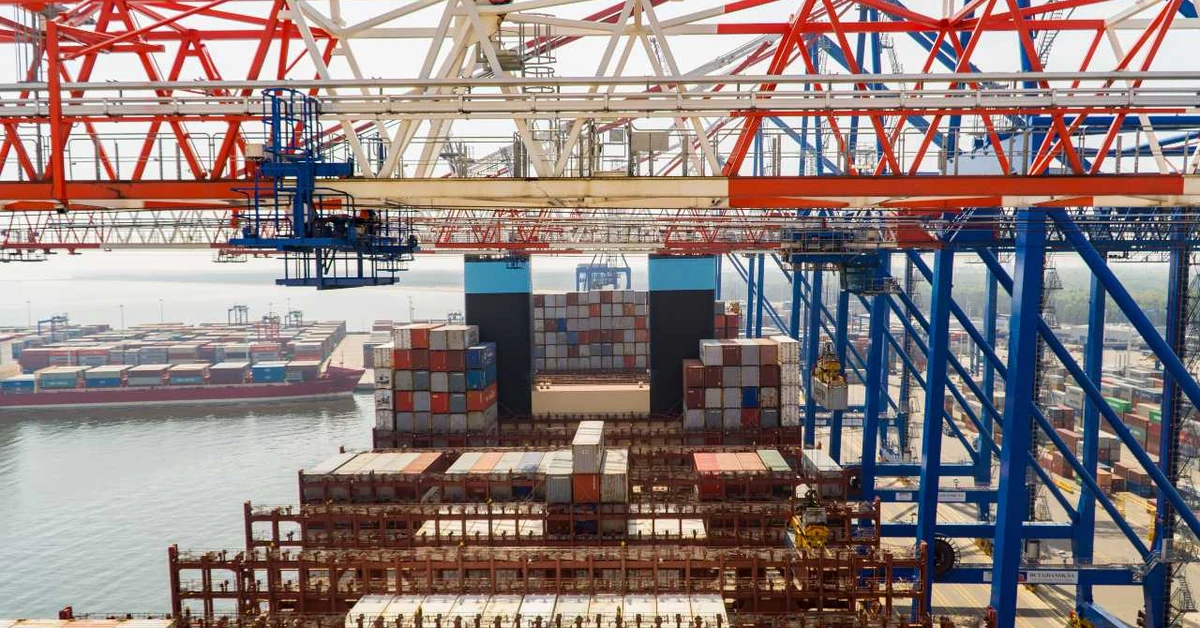 "Boże, od razu przypomina się tragedia z Heweliuszem". Panika po awarii polskiego promu