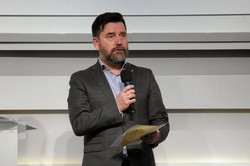 Odwołany szef PAP Surmacz idzie na wojnę z nowym prezesem Markiem Błońskim