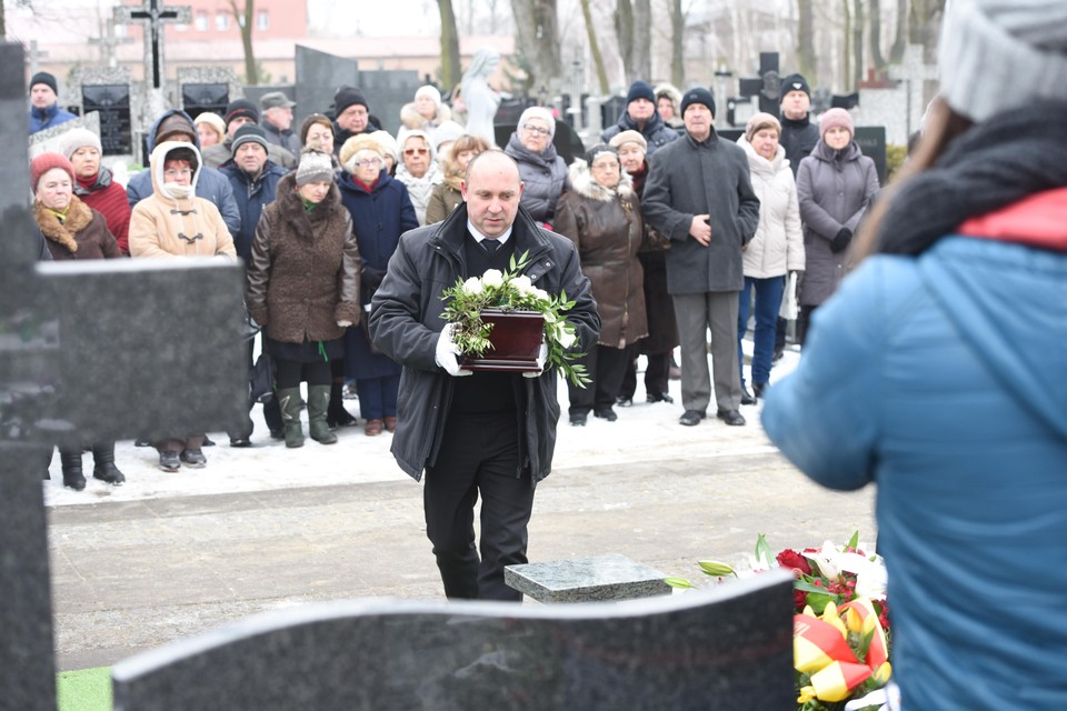 Polish funeral POLISH FORUM ABOUT CULTURE, PEOPLE, TRADITIONS