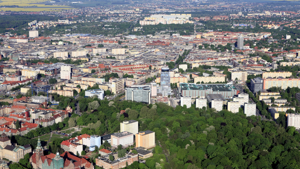 "Kosmopolis. Przyszłość miast" będzie hasłem przewodnim 13. Westivalu Architektury. W programie znalazło się m.in. świętowanie 60. urodzin szczecińskiego kina Kosmos. Festiwal rozpocznie się dziś.