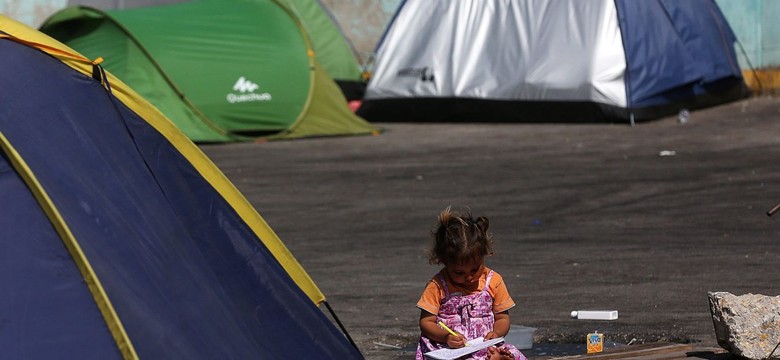 Polska zapłaci za nieprzyjęcie uchodźców? Włoski dziennik zdradza plany Komisji Europejskiej