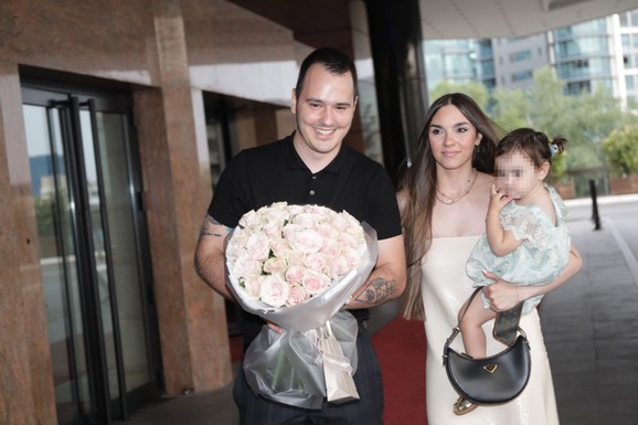 "DETE NEBA" Prvo oglašavanje Alekse Balaševića nakon rođenja sina: Ponosni tata puca od sreće (Foto)