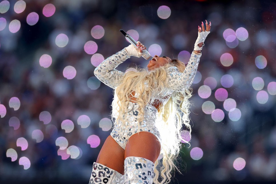 Mary J. Blige, 2022 Super Bowl