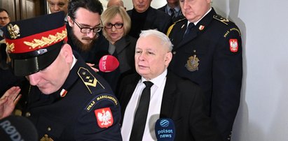 Kaczyński mówił o torturach wobec Kamińskiego i Wąsika. Jest odpowiedź Służby Więziennej