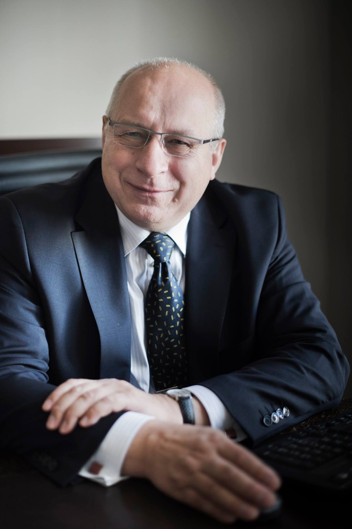 prof. dr hab. Tomasz Giaro, Dziekan Wydziału Prawa i Administracji Uniwersytetu Warszawskiego.