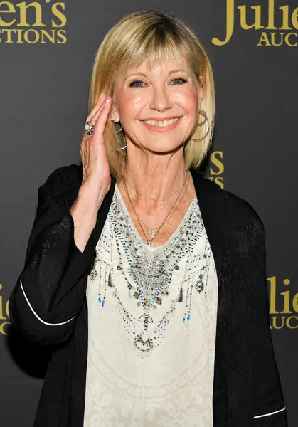 Olivia Newton-John / Rodin Eckenroth / GettyImages 