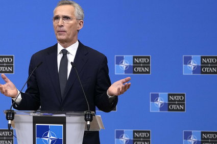 Szef NATO ostrzega. Opieszałość Amerykanów "ma konsekwencje"