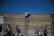 TOPSHOT-MEXICO-HONDURAS-US-MIGRATION