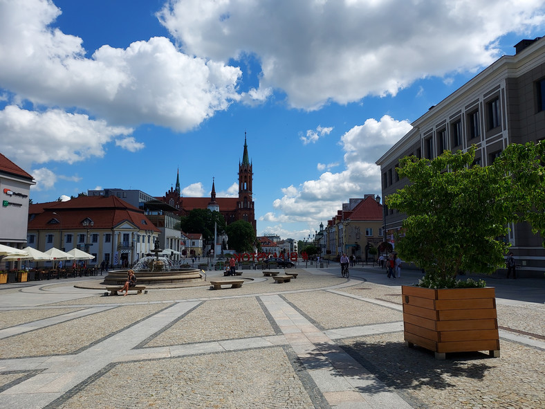 Plac przed Ratuszem w Białymstoku, lipiec 2022