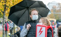 Stuhr po publikacji wyroku TK ws. aborcji: Czy mnie się jeszcze w ogóle chce być patriotą?