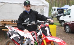 Tomasz Gollob przetestował japoński egzoszkielet