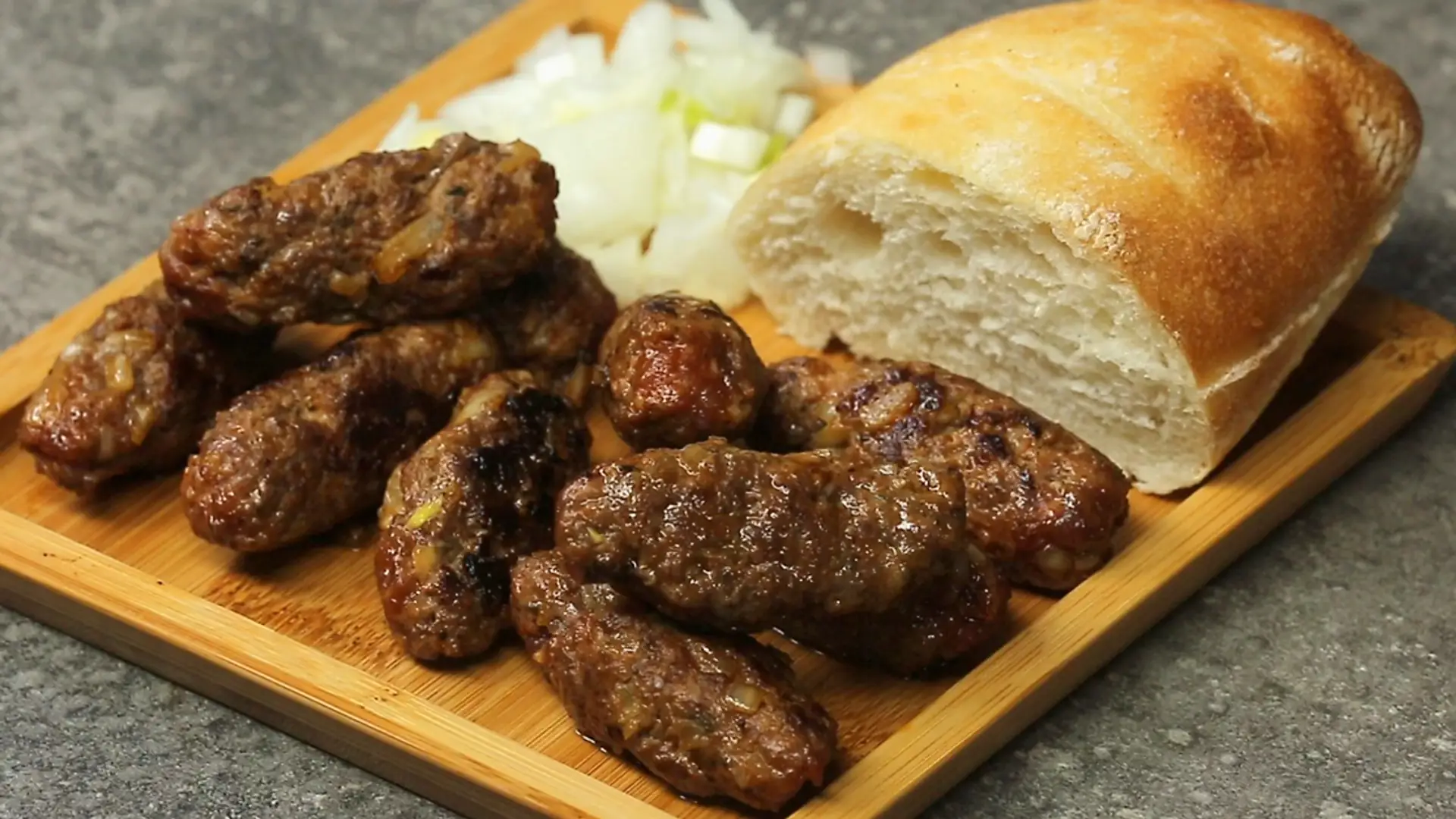 "Street Food: Żarcie z ulicy": Cevapcici