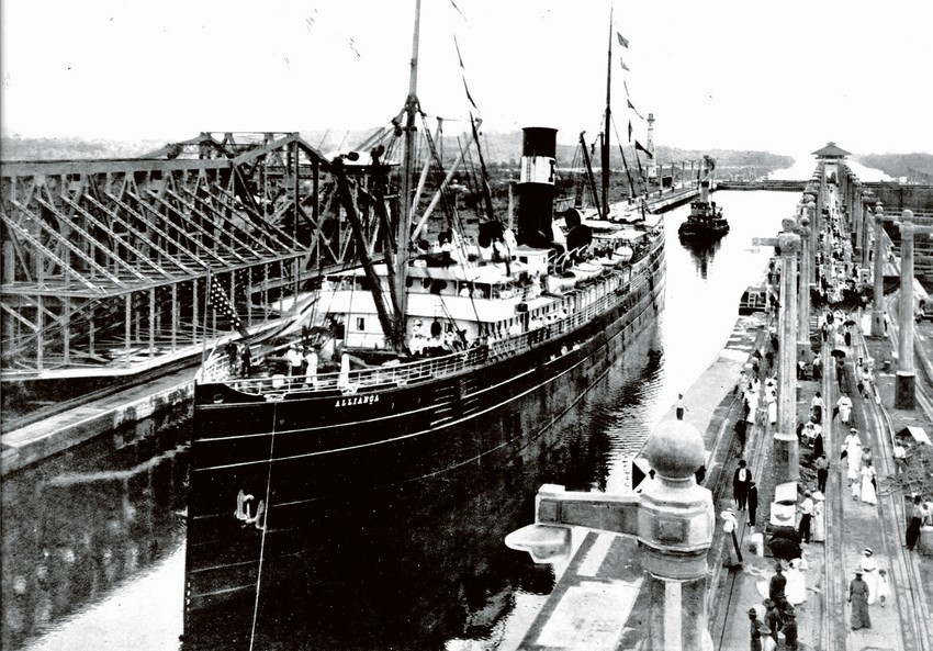 Neki brodovi su i dalje preveliki, ali 96 odsto kontejnerskih brodova koji su trenutno u službi mogu da plove kanalom