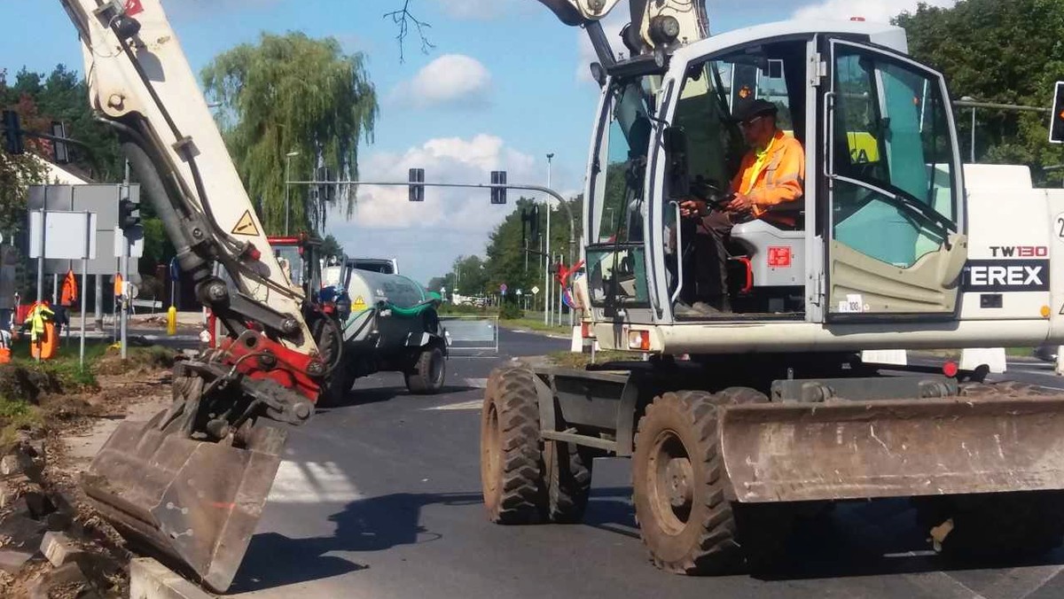 Część przebiegającej przez Toruń Szosy Chełmińskiej została zamknięta. Drogowcy obserwują sytuację w tej części miasta i biorą pod uwagę ewentualne zmiany oznakowania dla wprowadzonego objazdu.