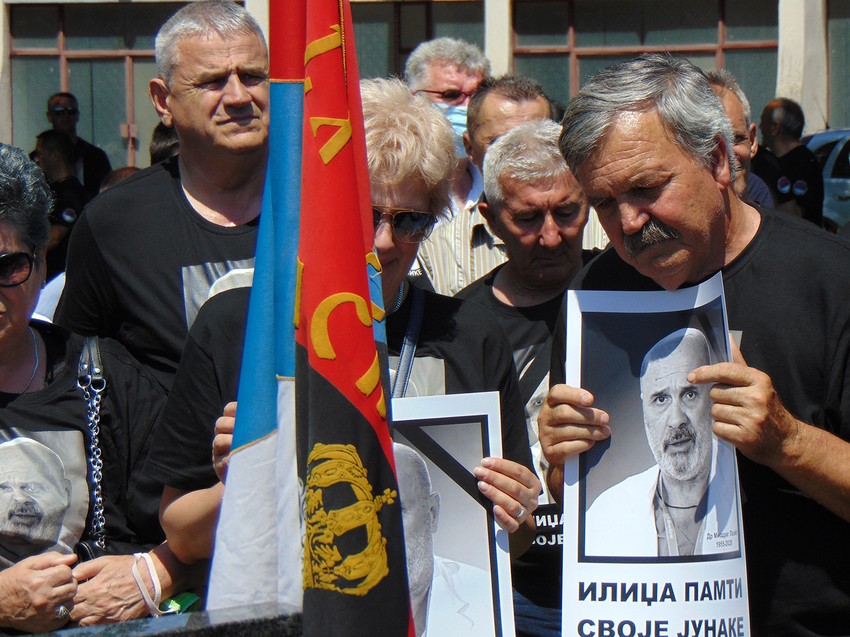 Borci iz Republike Srpske prošle godine došli sa slikama dr Lazića i porukom "Ilidža pamti svoje junake" 