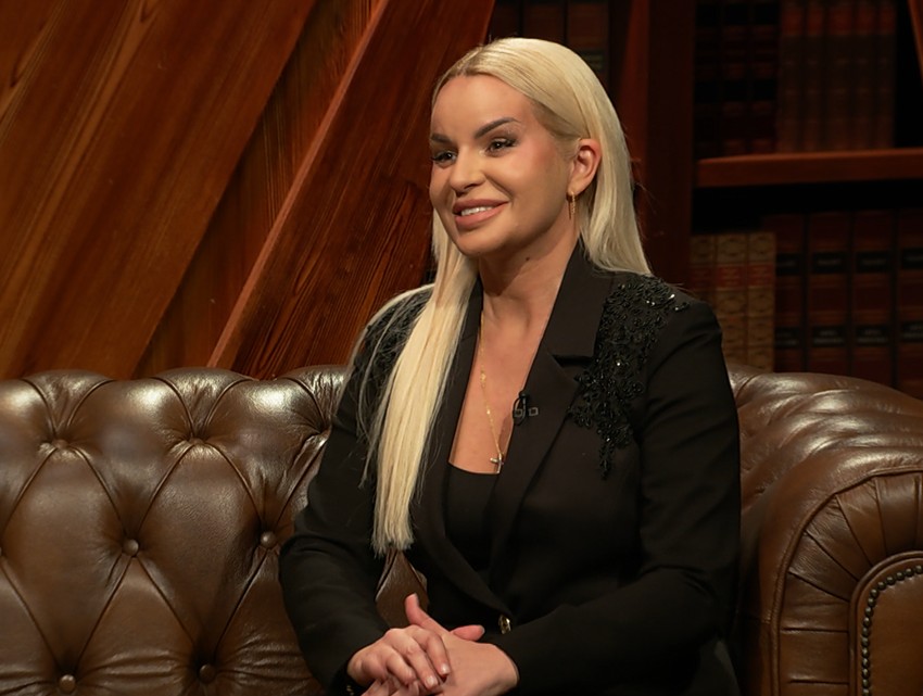 Aleksandra Stojković Džidža, emisija "Na terapiji sa Slavicom Đukić Dejanović"