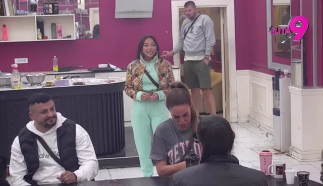 SOFIJA I TERZA ŠOKIRALI SRBIJU: Pomirenje posle BRUTALNIH SVAĐA i javnog BLAMA sa starijim čovekom - Ana SPASOJEVIĆ u SUZAMA od stida!