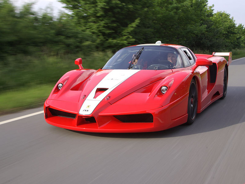 Ferrari FXX z drogową homologacją