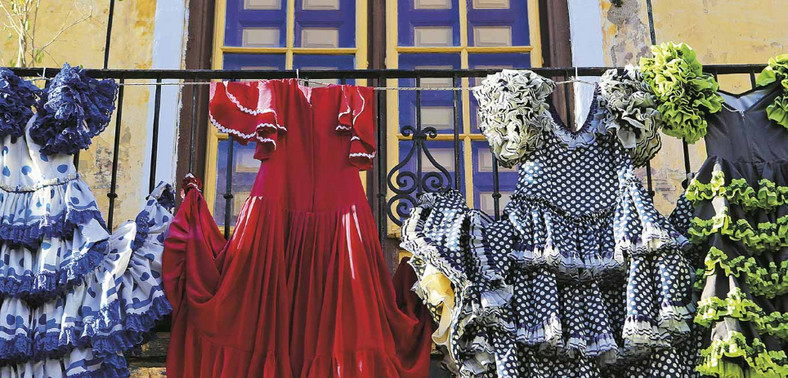  Hiszpania tradycyjne suknie