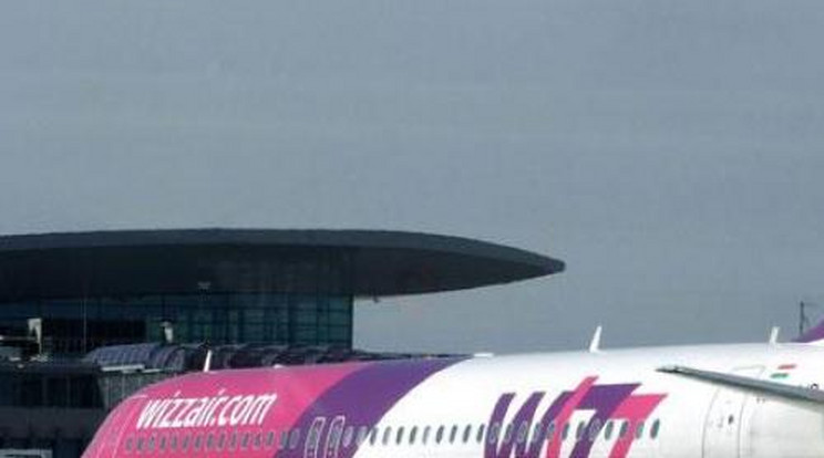 Vészhelyzet Ferihegyen! Madárrajba repült egy Wizz Air-gép